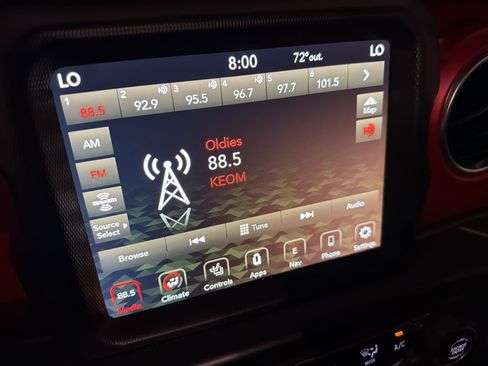 Used 2022 Jeep Gladiator Rubicon w/ LED Lighting Group AWD/4WD image 18