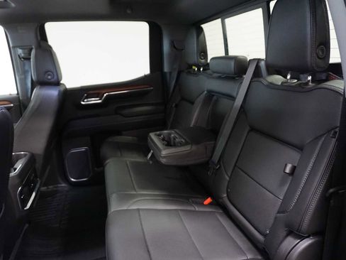 Used 2023 GMC Sierra 1500 Denali image 16