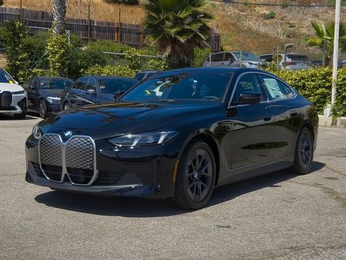 New 2026 BMW i4 eDrive40 w/ Parking Assistance Package RWD image 2