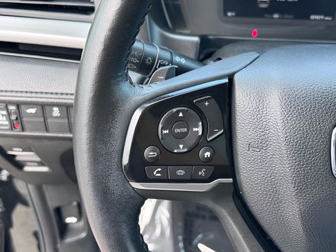 Used 2023 Honda Odyssey Touring image 17