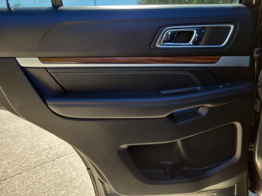 Used 2017 Ford Explorer Limited AWD/4WD image 11