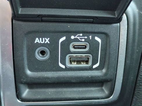 Used 2023 Jeep Wrangler Unlimited Rubicon 4xe w/ Cold Weather Group AWD/4WD image 22