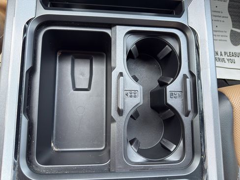 Used 2024 Ford F350 Lariat w/ Chrome Package image 23