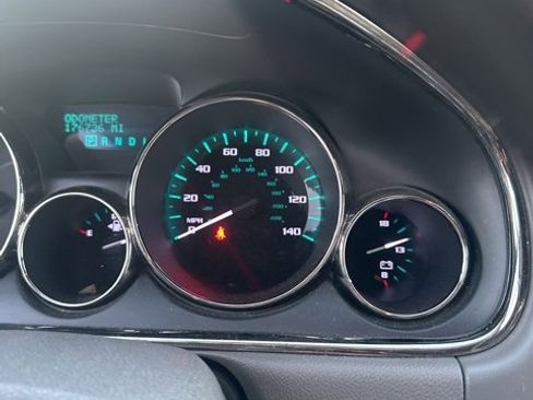 Used 2013 Buick Enclave Leather image 5