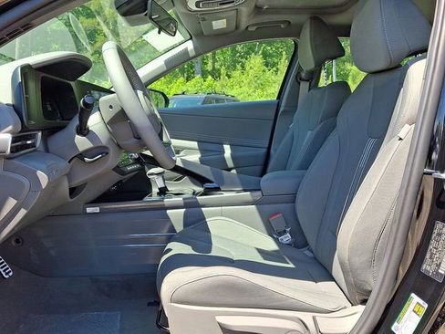 New 2026 Hyundai Elantra SEL Sport Premium w/ Cargo Package FWD image 15