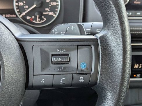 Certified 2024 Nissan Rogue SV image 26