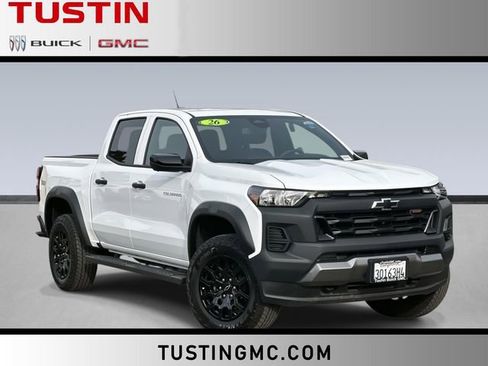 Used 2026 Chevrolet Colorado Trail Boss image 1
