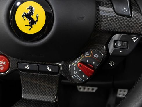 Used 2023 Ferrari 812 GTS image 37