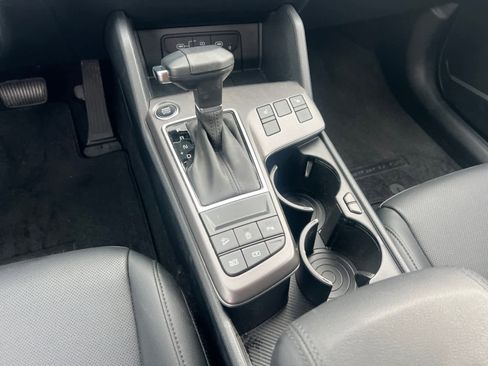 Certified 2026 Kia Sportage EX w/ EX Panorama Roof Package FWD image 14