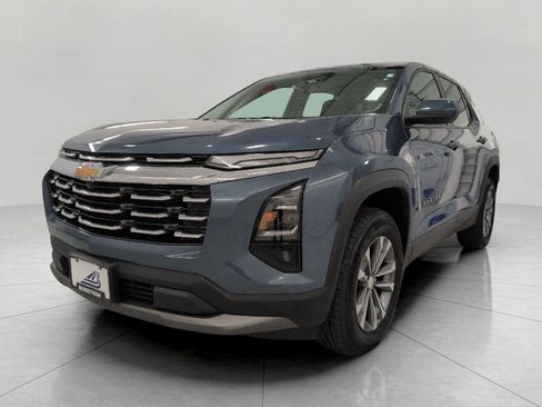 Used 2025 Chevrolet Equinox LT AWD/4WD image 12