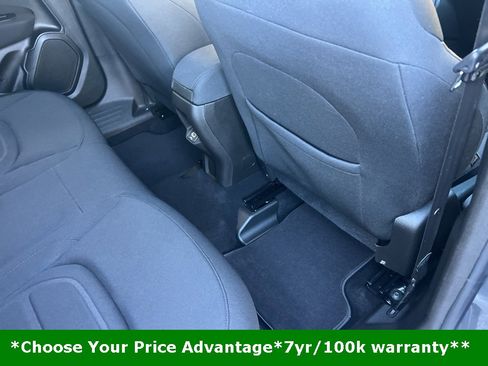 Certified 2021 Jeep Renegade Latitude image 17