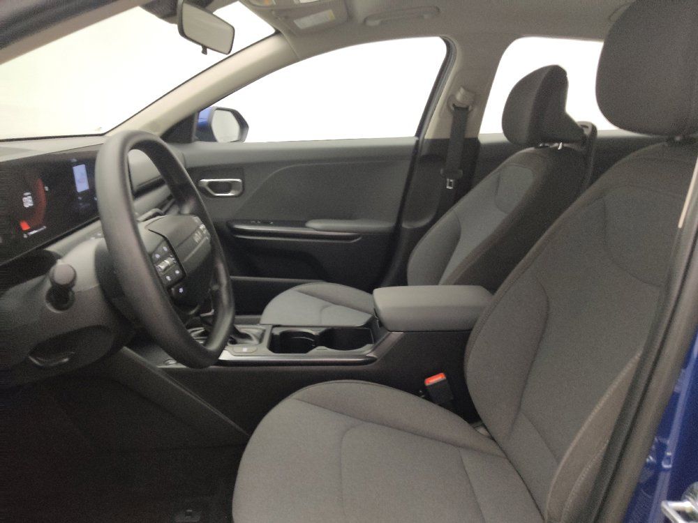 Used 2025 Kia K4 FWD image 17