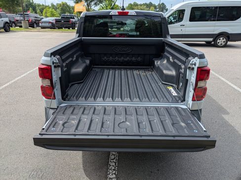 Certified 2025 Ford Maverick XLT w/ Equipment Group 301A AWD/4WD image 34
