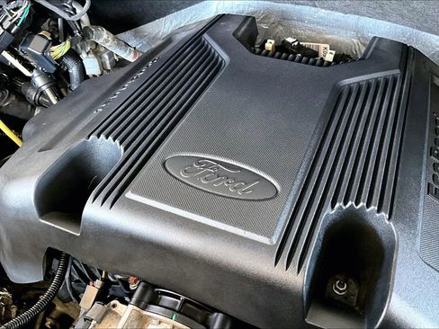 Used 2019 Ford Expedition Max Limited RWD image 30