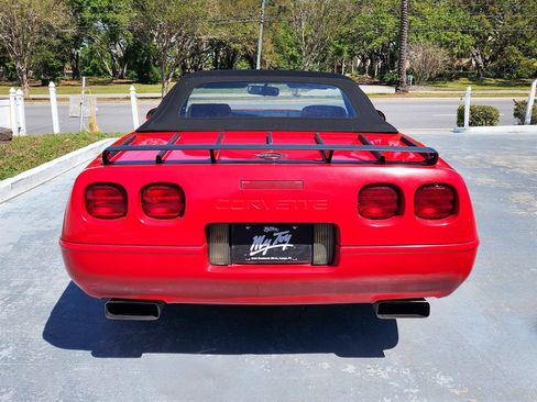 Used 1992 Chevrolet Corvette Convertible image 15