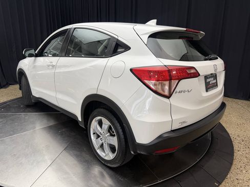Used 2016 Honda HR-V LX image 6