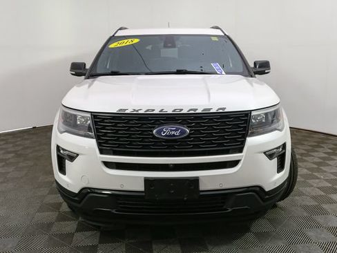 Used 2018 Ford Explorer Sport w/ Equipment Group 401A AWD/4WD image 4