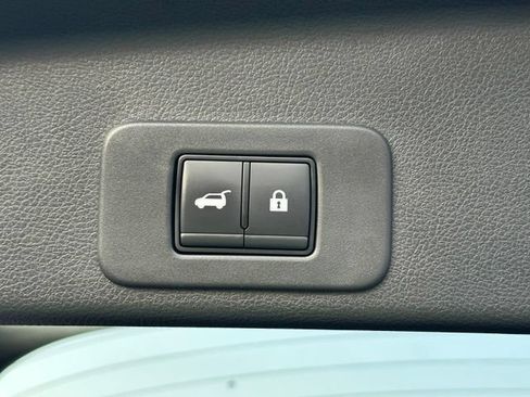 Certified 2025 Nissan Murano SL AWD/4WD image 19