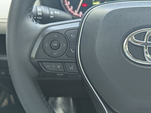 Used 2024 Toyota RAV4 XLE Premium image 21