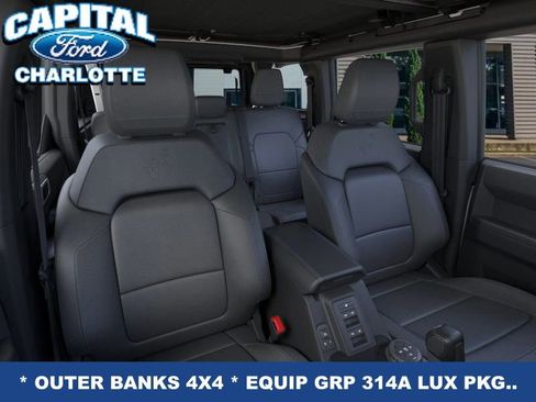 New 2025 Ford Bronco Outer Banks image 12