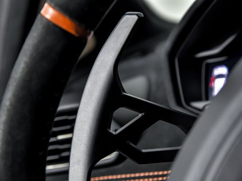 Used 2021 Lamborghini Huracan STO image 31