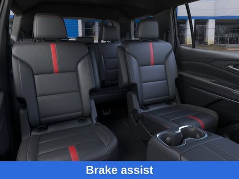 New 2027 Chevrolet Traverse RS w/ LPO, Floor Liner Package AWD/4WD image 18