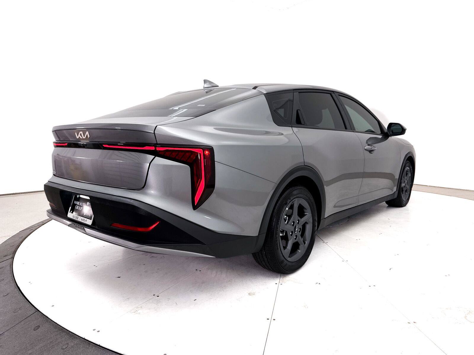 Used 2025 Kia K4 FWD image 17