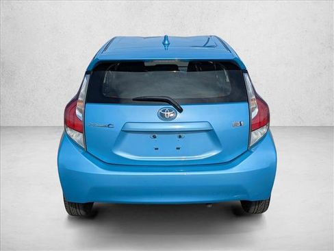 Used 2016 Toyota Prius C Two image 7