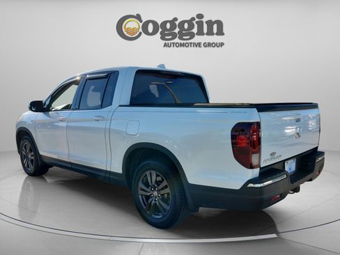 Used 2020 Honda Ridgeline Sport image 3