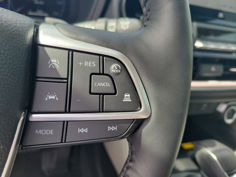 Used 2026 Toyota Grand Highlander LE image 25