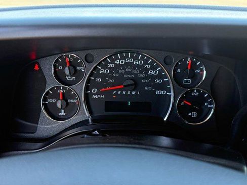 Used 2023 Chevrolet Express 3500 LS image 17