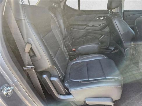 Used 2019 Chevrolet Traverse RS FWD image 21