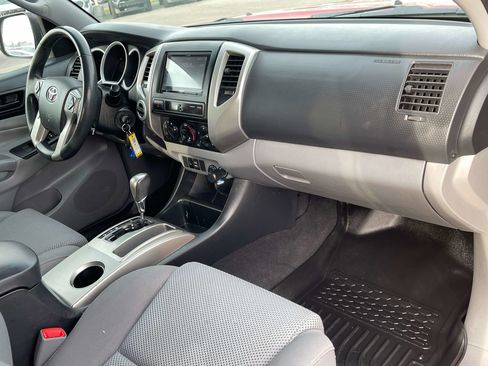 Used 2014 Toyota Tacoma 4x4 Double Cab image 21