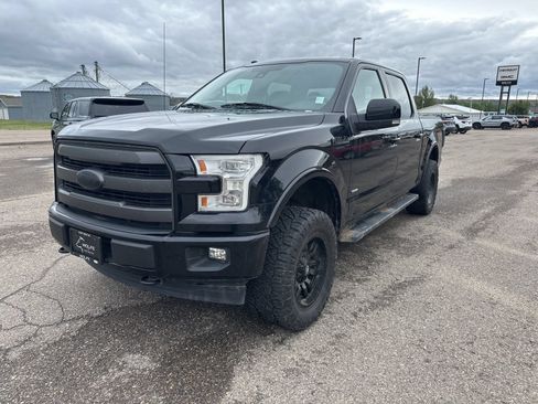 Used 2017 Ford F150 Lariat w/ Equipment Group 502A Luxury AWD/4WD image 3