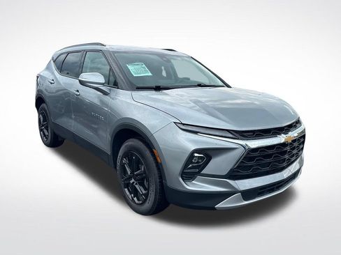 Used 2023 Chevrolet Blazer LT w/ LPO, Floor Liner Package FWD image 8