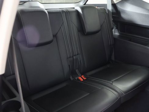 Used 2021 Volkswagen Atlas SE w/ Panoramic Sunroof Package AWD/4WD image 31