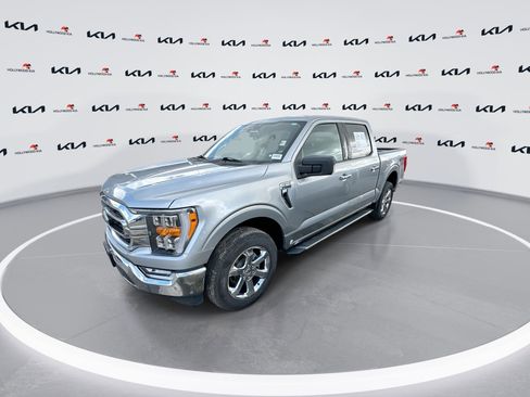 Used 2022 Ford F150 XLT w/ Equipment Group 302A High image 4