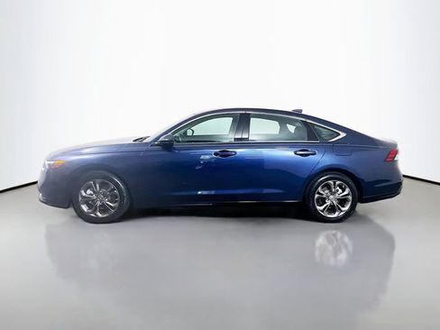 Used 2023 Honda Accord EX-L image 6
