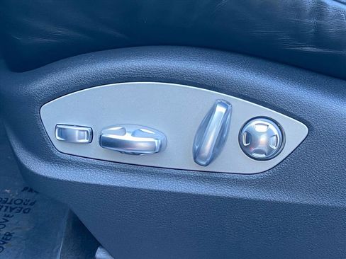 Used 2018 Porsche Cayenne Platinum Edition image 14