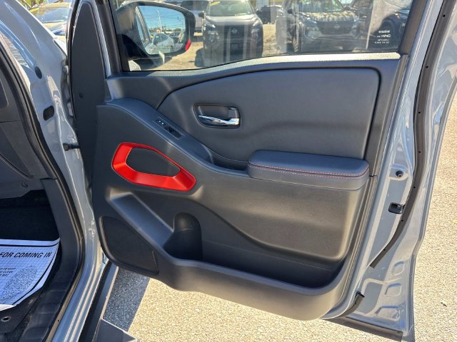 Used 2022 Nissan Frontier PRO-4X AWD/4WD image 23