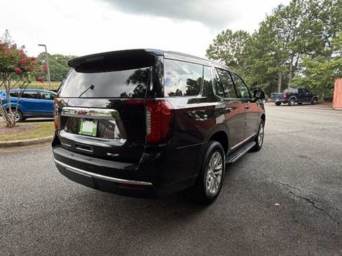 Used 2022 GMC Yukon SLT w/ SLT Luxury Package AWD/4WD image 8