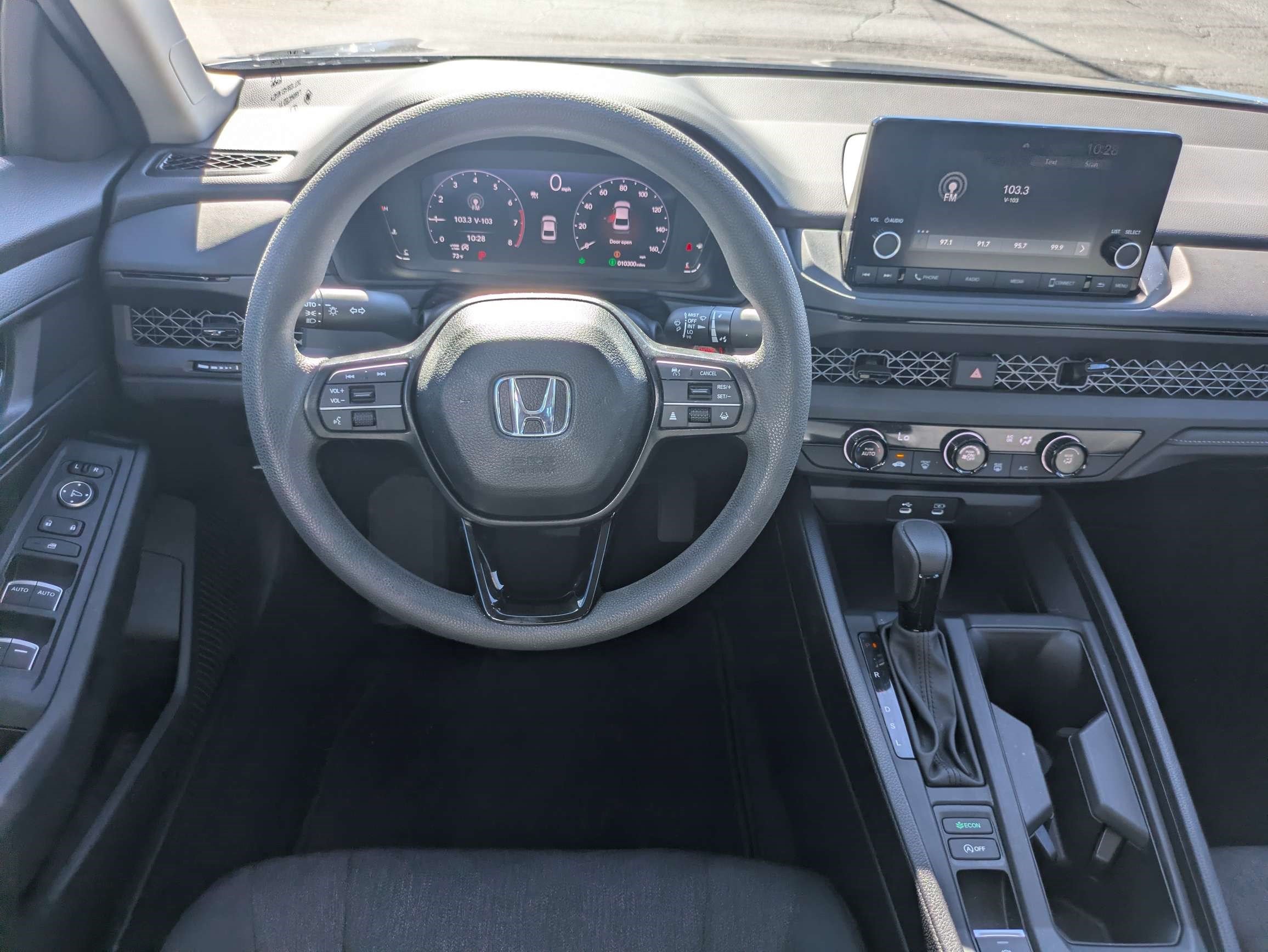 Certified 2025 Honda Accord LX image 22
