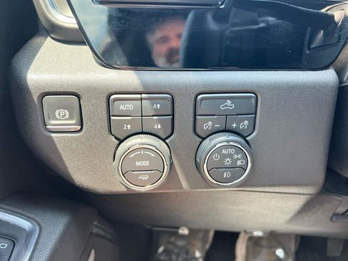 Used 2024 Chevrolet Silverado 1500 RST w/ Convenience Package II AWD/4WD image 23