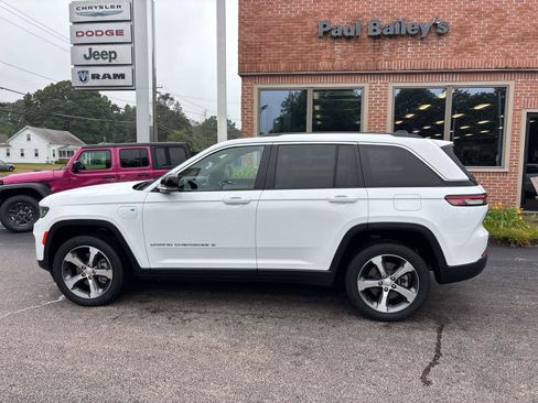 Used 2022 Jeep Grand Cherokee Limited 4xe AWD/4WD image 3
