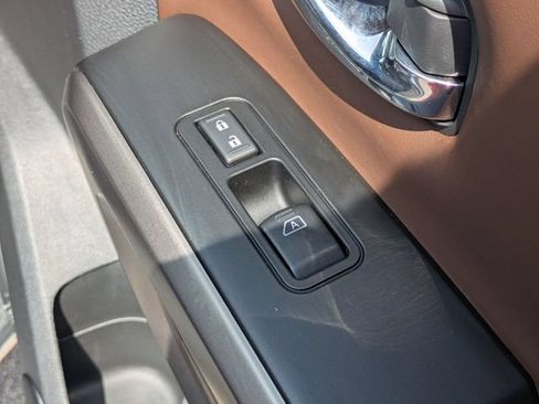 Used 2023 Nissan Titan Platinum Reserve w/ Moonroof Package RWD image 37