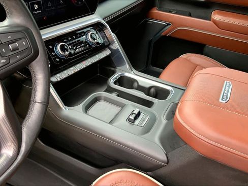 Certified 2024 GMC Sierra 2500 Denali Ultimate w/ Max Trailering Package image 16