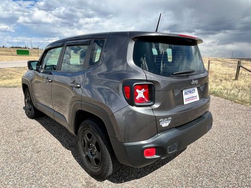 Used 2017 Jeep Renegade Sport w/ Power & Air Group image 3