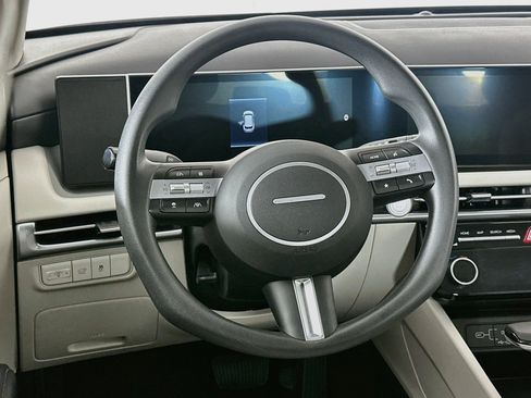 Used 2026 Hyundai Tucson SEL FWD image 18