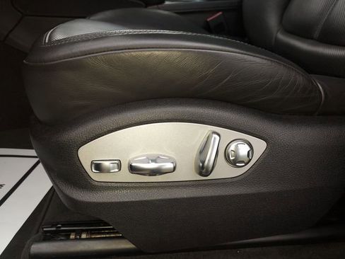 Used 2022 Porsche Macan image 18