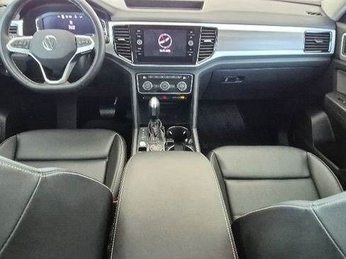 Used 2023 Volkswagen Atlas SEL AWD/4WD image 36